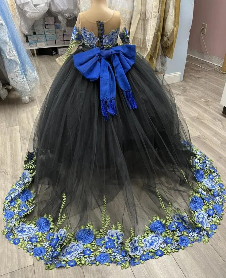 Charro messicano Little Princess Flower Girls abiti 2025 Applique floreale a maniche lunghe con fiocco Teddy Mini abito Quinceanera