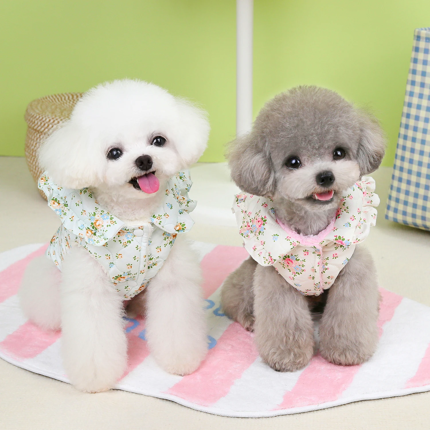 Warm Flower Pattern Dog Cat Clothes Winter Small Dogs Puppy Jacket Thickness Pet Vest Outfits Clothes Chihuahua