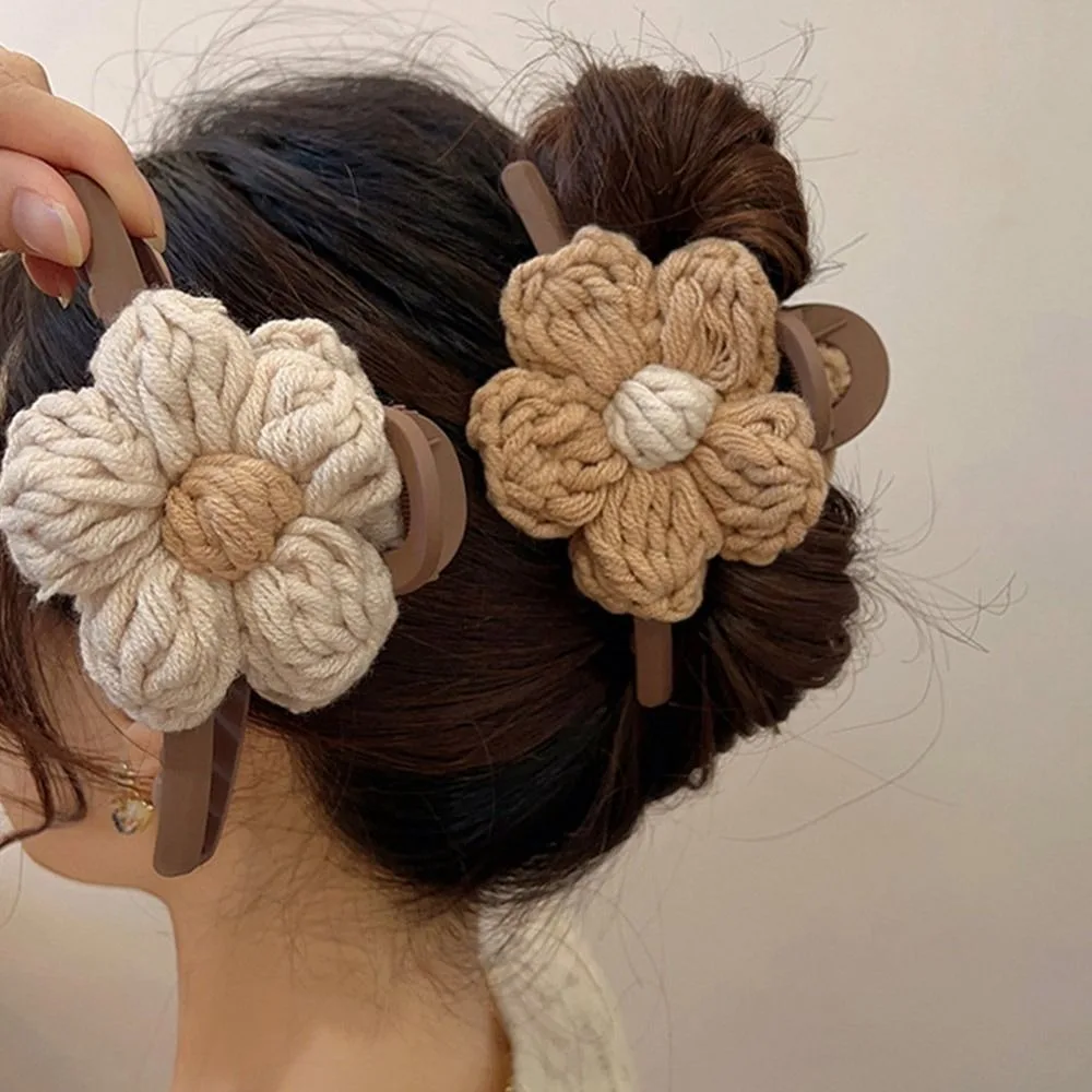 Retro Woolen Weave Flowers Hair Clips Clamps Autumn and Winter Ponytail Claws Woman Hairpins Shark Accessories For Girls Elegant