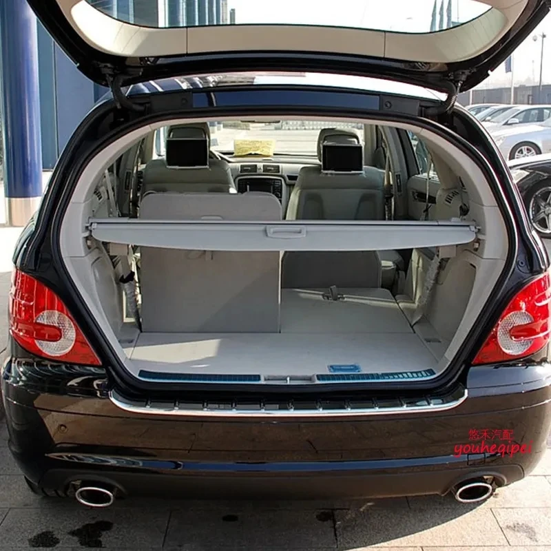 Rear bumper electroplating decorative strip For Mercedes-Benz R-Class R300 R350 R500 2006-2010