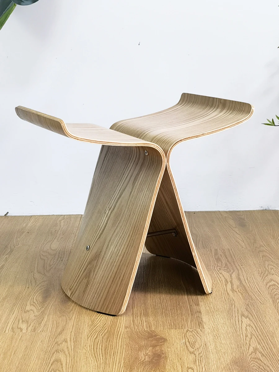 Butterfly stool creator home simple bent wood low stool walnut log color solid wood Nordic log chair