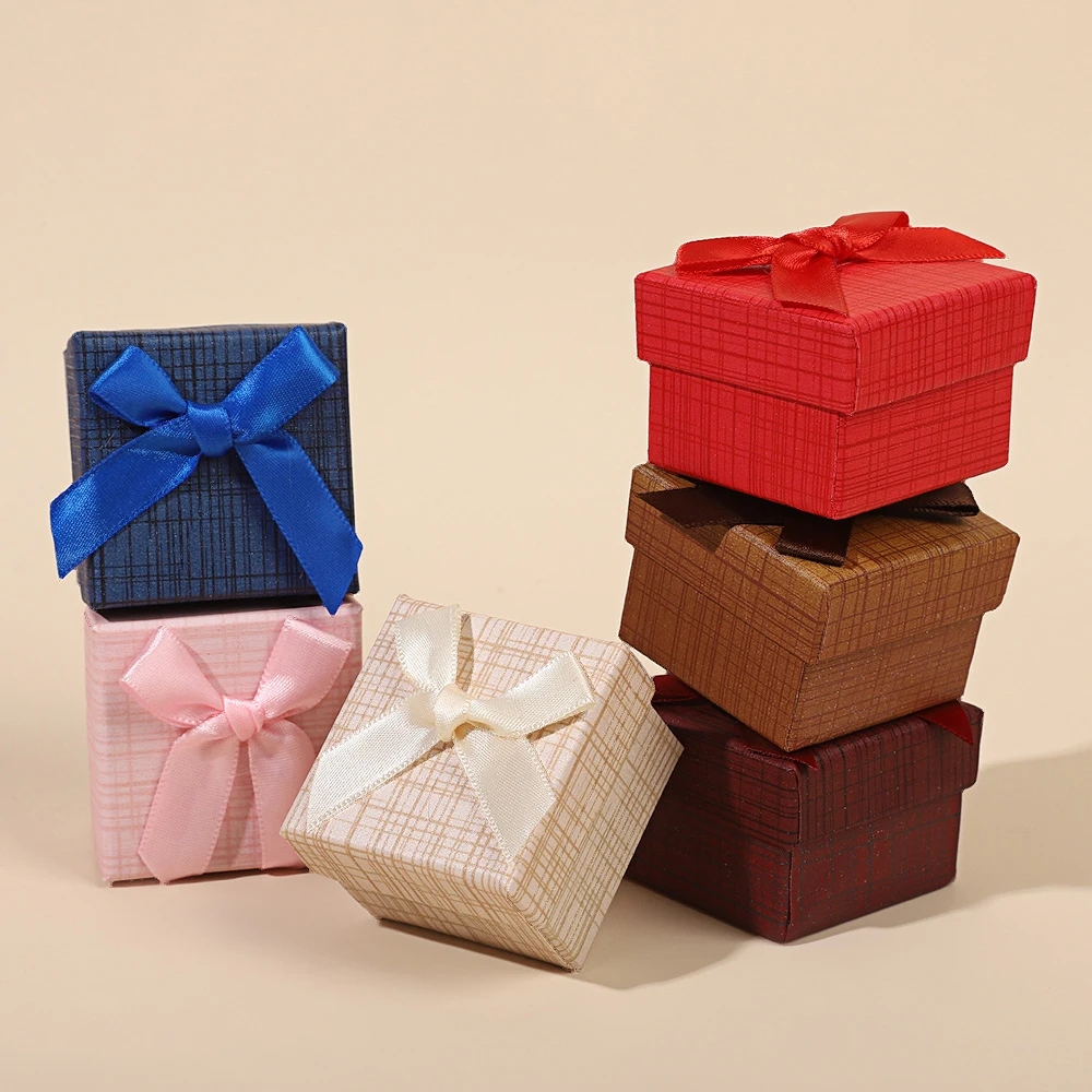 

24/32Pcs 5*5*3.5cm Mini Square Ring Paper Box Cotton Lining Elegant Jewelry Packaging Lid Base Bowknot Box for Wedding Gift