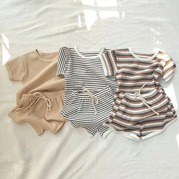 

Comfortable Baby Clothes Set Boys Simplicity Stripe Round Neck T-shirt + Striped Shorts breathable casual girl short sleeved