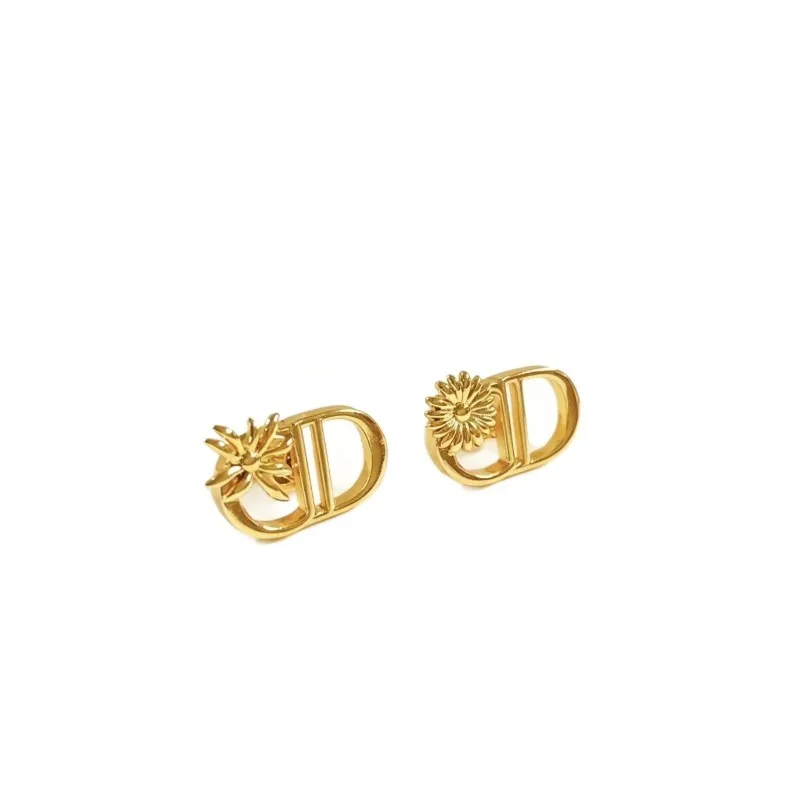 

Letter Cabinet New Earrings Women's Gold Daisies Sunflower Earrings Light Luxury High-end French Temperament