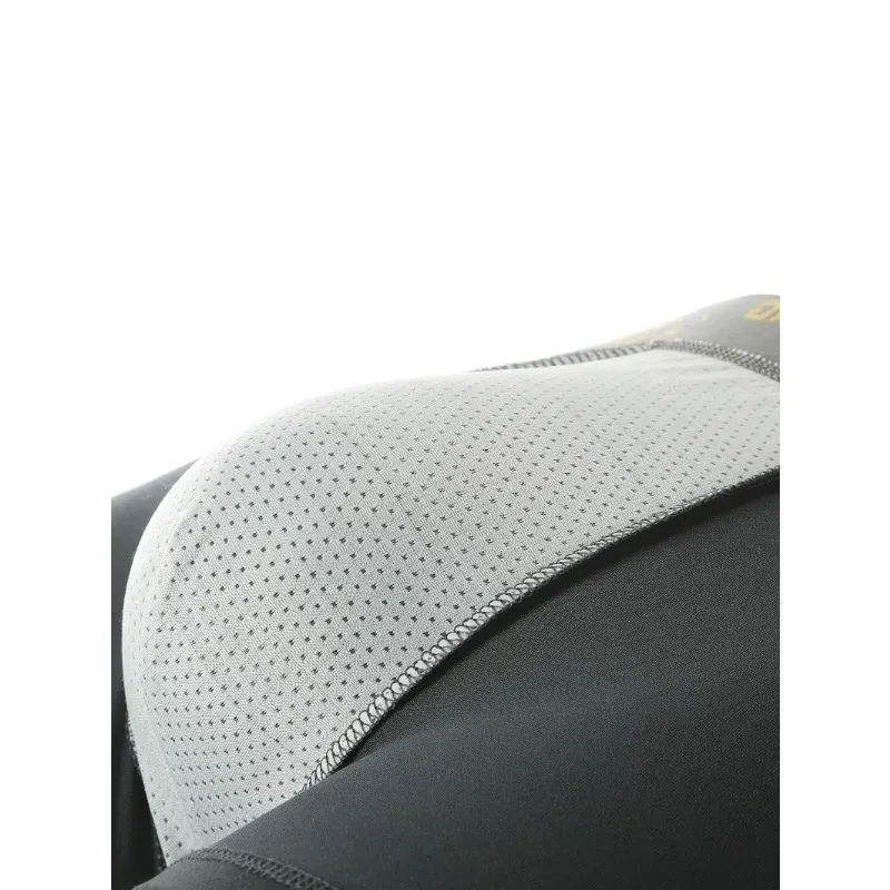 ملابس داخلية رجالية جديدة لصيف 2025: شورت مريح وبسيط يعانق القطط بأربعة زوايا. يجب أن تجفيف الرجال بسرعة