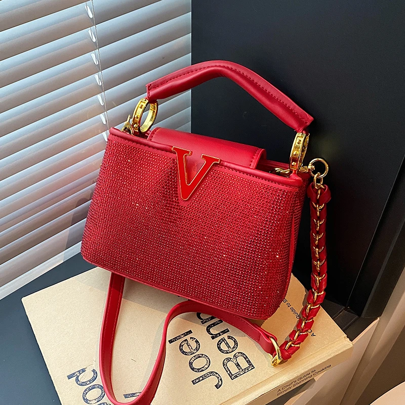 المرأة الجديدة سلسلة حزام حقيبة الكتف أزياء حقيبة كروسبودي السيدات حمل المحفظة مصمم العلامة التجارية الفاخرة الأزياء التبعي