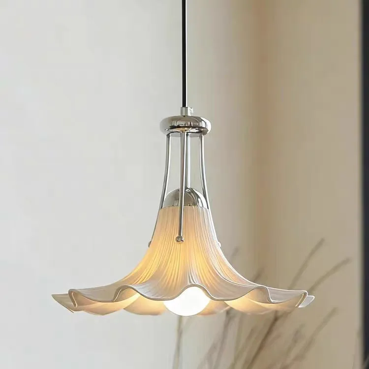 Bauhaus Hibiscus Flower Pendant Light Vintage Designer Wood Ceiling Lamp For Cafe Bedroom Bedside Luxury Entryway Hanging Lighti