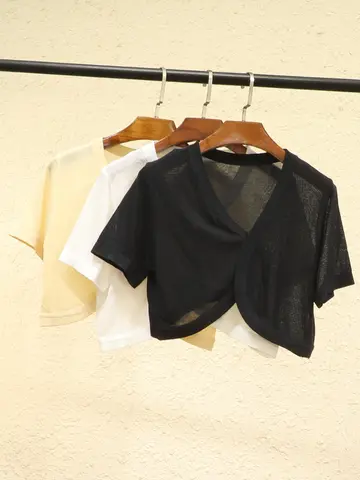 Outerwear Jerseys Summer Cardigan Women Cropped Blouses Korean Fashion Style Cute V-neck Women's Coat Black Bolero Woman Basic