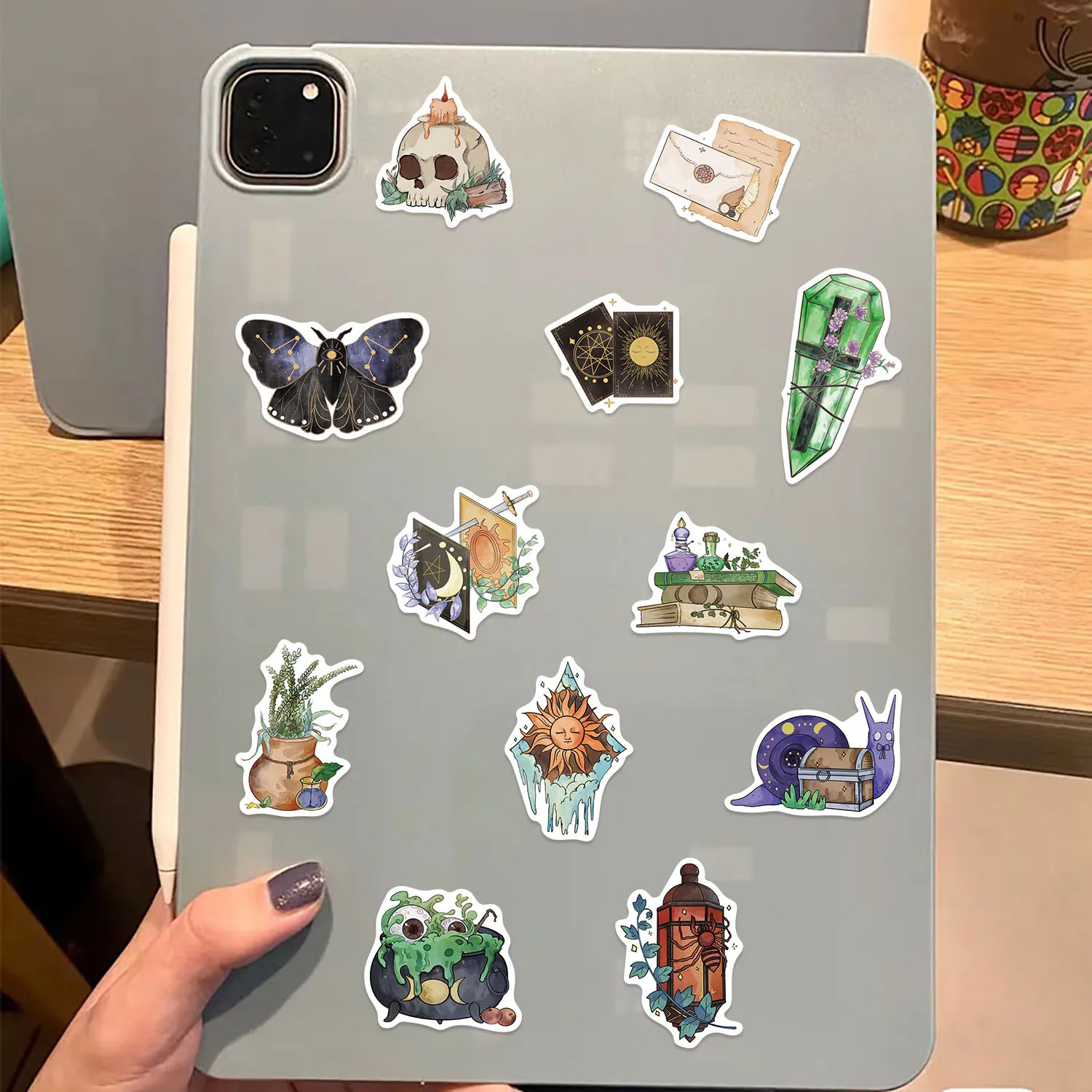 50 قطعة الكرتون المائية الساحرة الكتابة على الجدران مقاوم للماء الهاتف المحمول المحمول الأمتعة الغيتار دفتر ملصقات الاطفال اللعب #5