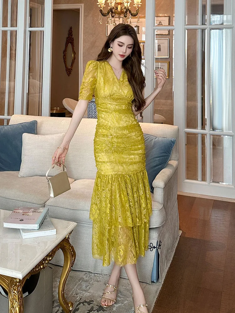 Summer New Women's French V Neck Pleated Design Slim Hip-Hugging Fishtail Lace Dress
