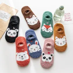 Calzini da donna spessi invisibili caldi calzini corti primavera autunno pantofole Harajuku cartone animato orso gatto volpe coniglio carino calzino alla caviglia Kawaii