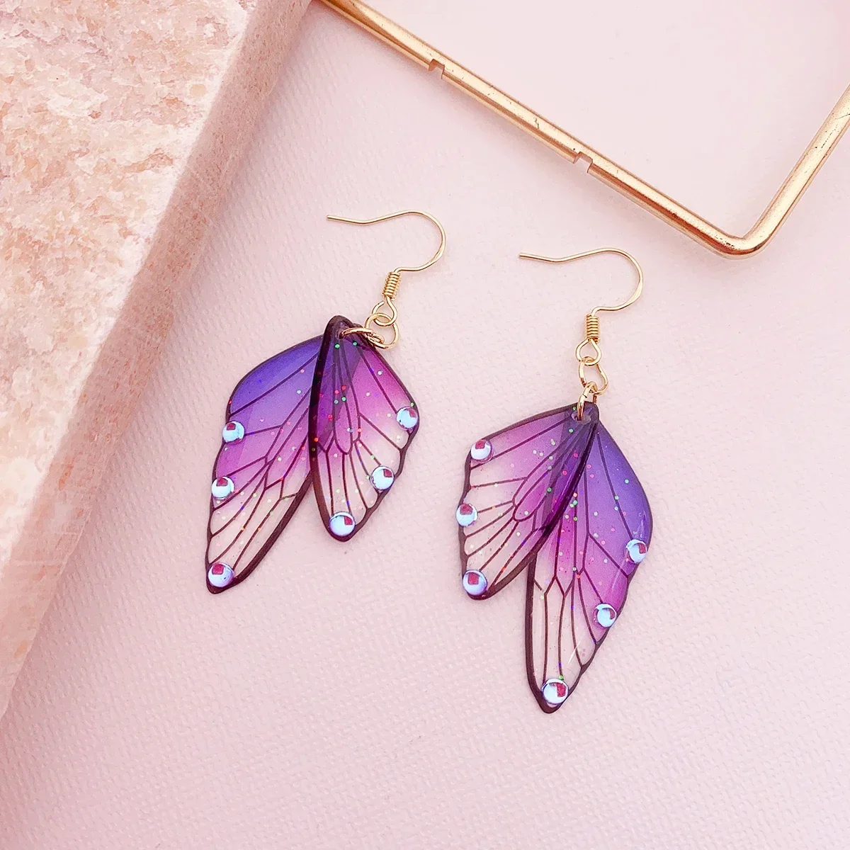 Minar Fairy Clear Gradient Color Resin Wings Dangle Earrings für Damen Großhandel Kupfer Strass Schmetterlingsanhänger Ohrring