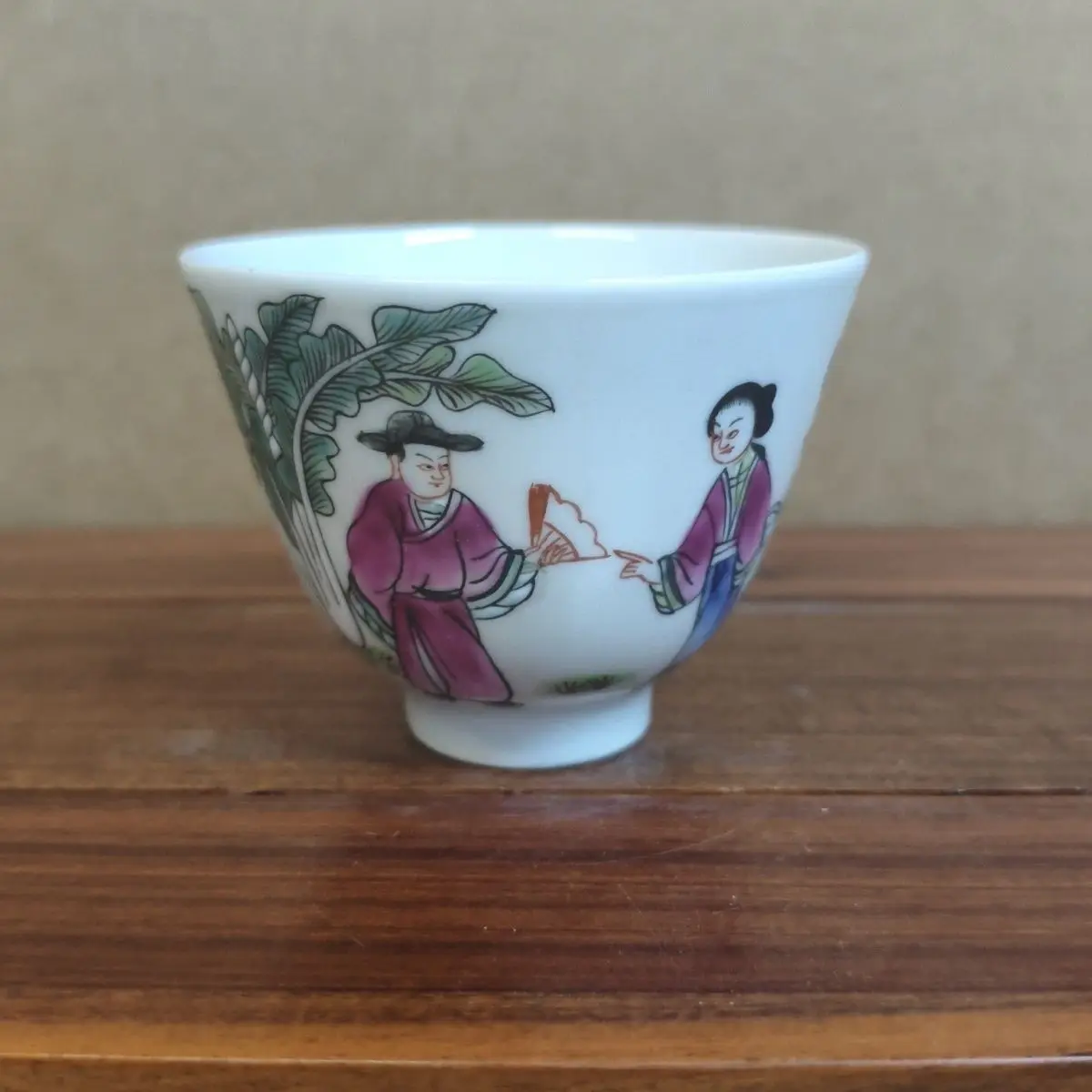 Old Collected Character Story Painting Decorative Canister Jar Box With Teacup Wineglass For Display