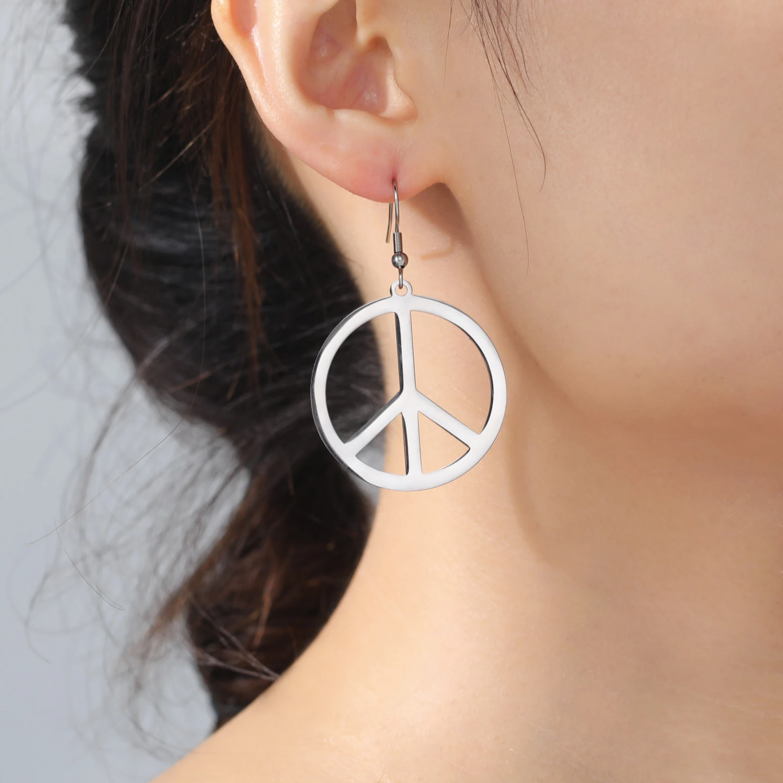 Stainless Steel Peace Sign Symbol Drop Earrings Vintage Amulet Round Geometric Earrings For Women Love Peace Person Jewelry