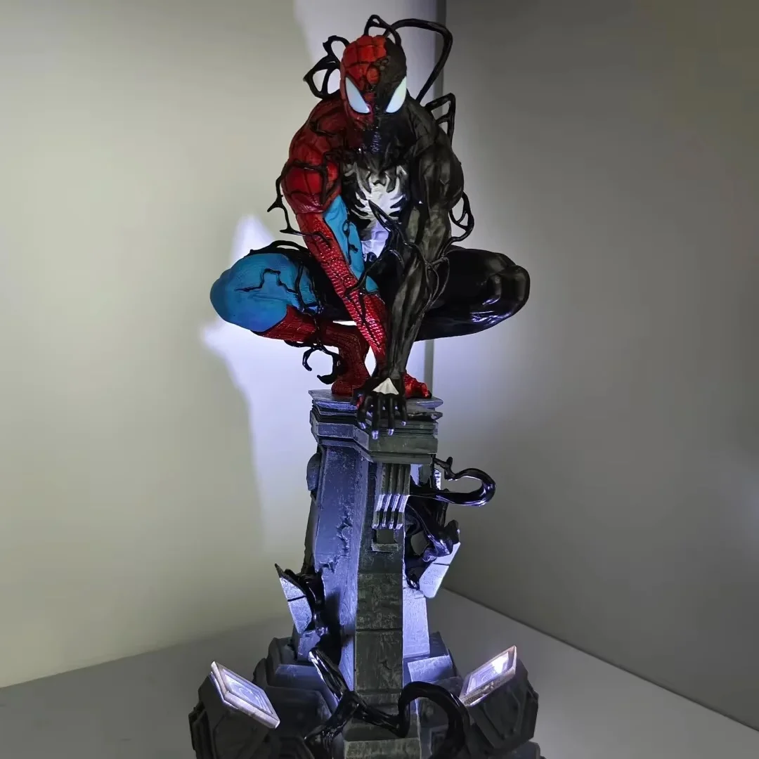 Marvel Comics Venom Symbiosis Series Kit de garage enfichable Modèle lumineux Statue Figurine d'action Cadeau de collection pour les fans de Spider-Man