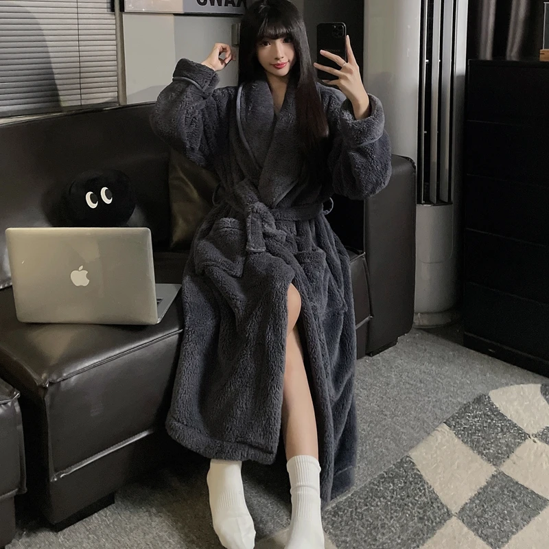 Plush robe for women - gray