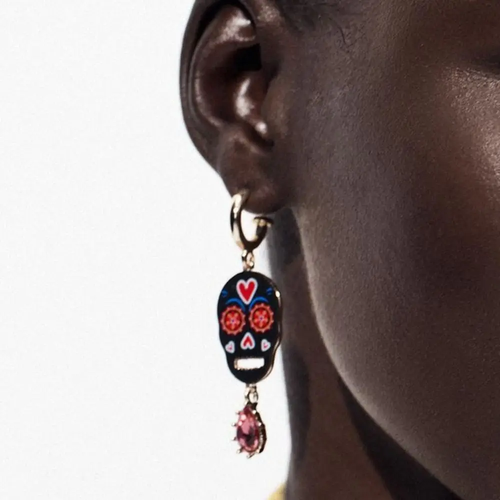 فاسق شخصية معدنية الجمجمة قلادة قلادة الأدب الرجعية الترقوة سلسلة الاتجاه موضة خمر القرط الخريف