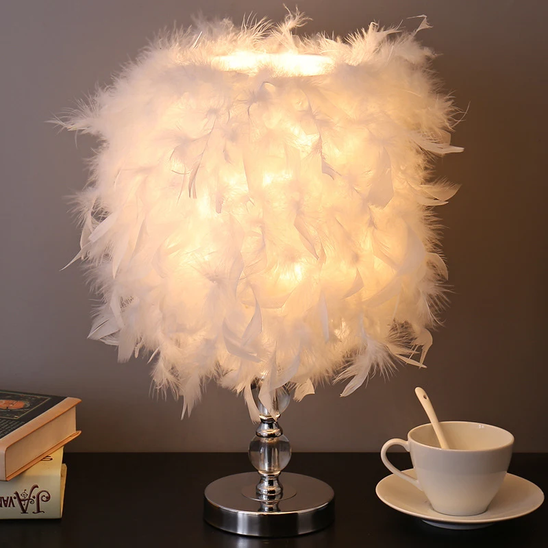 Modern Fluffy Pendant Light Lamp White Feather Shade Droplight Lighting Bedroom Study Room Decoration Creative Hanging Lamp