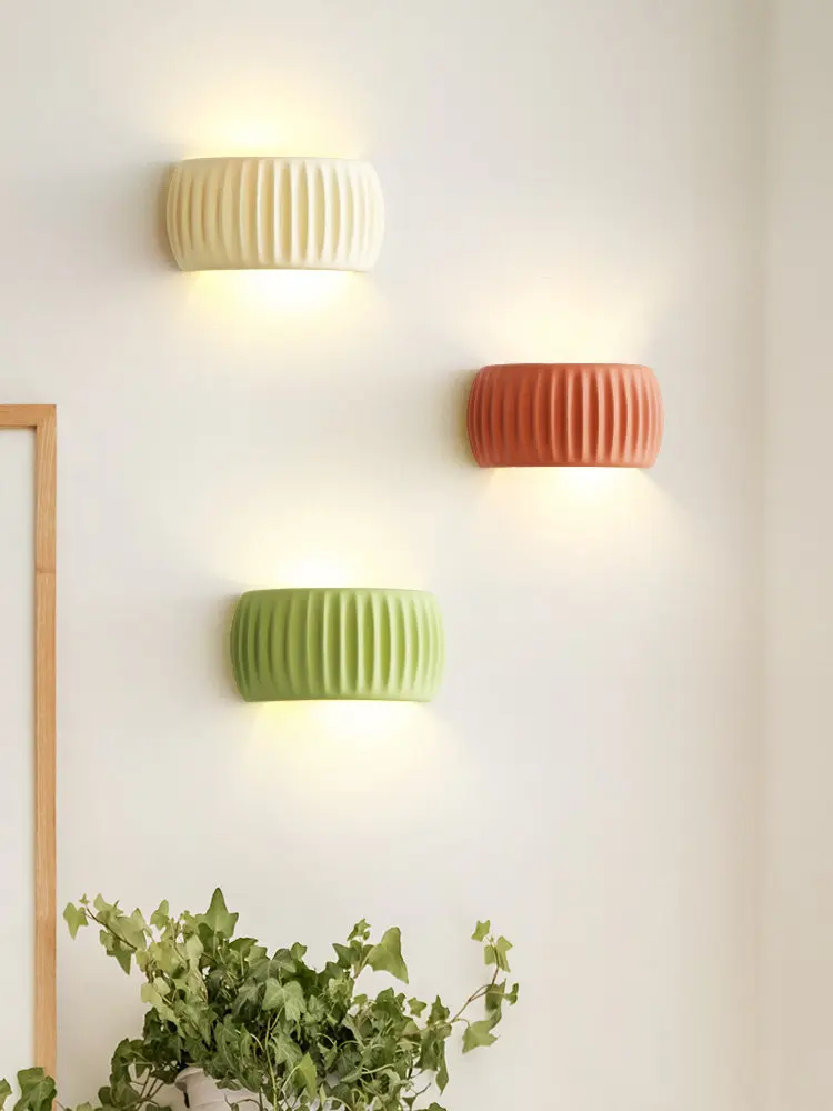 

French Cream Style Resin Wall Lamp for Bedroom Headboard Nordic Ins Pumpkin Light for Hallway Corridor Decoration Beige Color