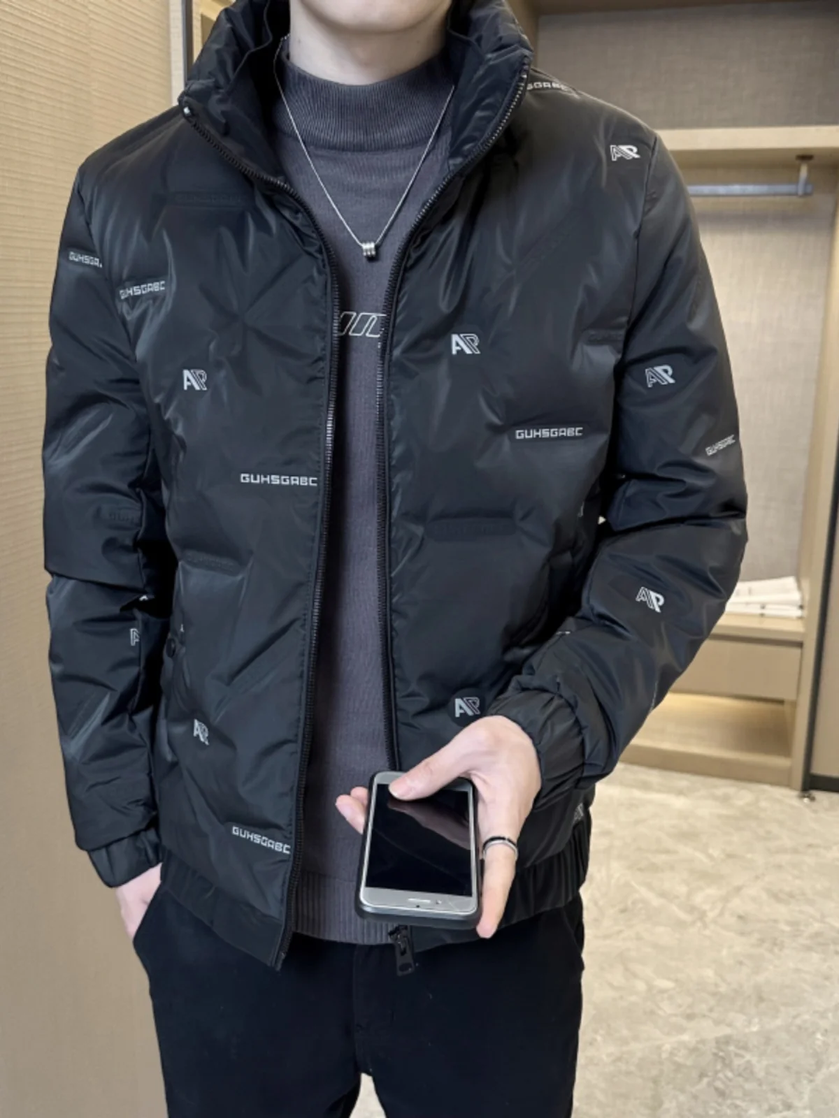 

Men's ort down Jaet Lightweight Thiened Stand Collar Winter Outerwear Faionable Urban Sle Daily Wear Polyester Fiber