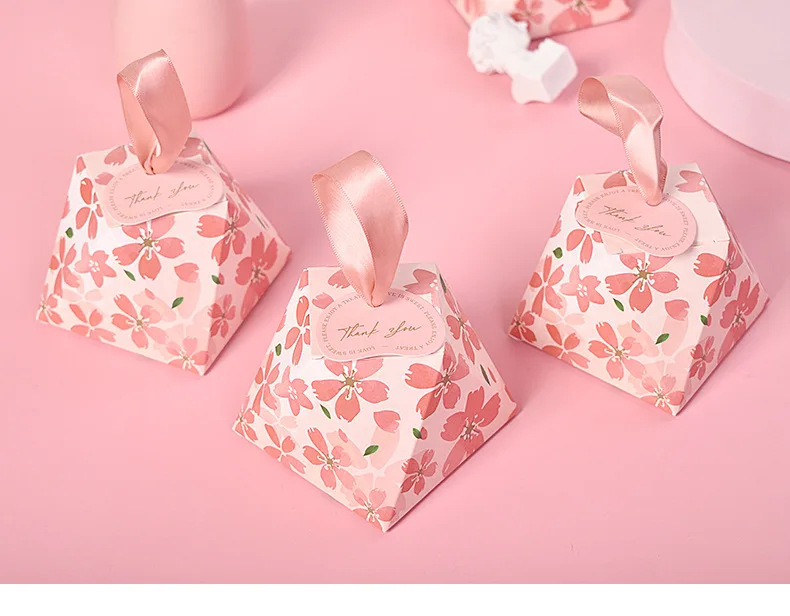 

8*8*6cm Pink Cherry Blossom Candy Box Kraft Paper Gift Packaging Boxes Wedding Favors Birthday Party Decorations 100pcs/lot