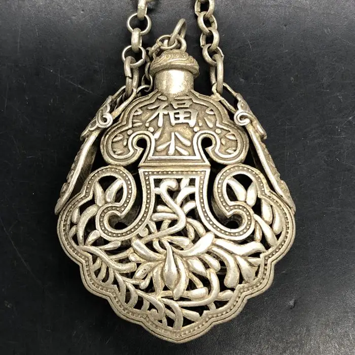 Chinese Tibetan silver blessing character sachet hollowed out sachet pressure flap blessing lock pendant