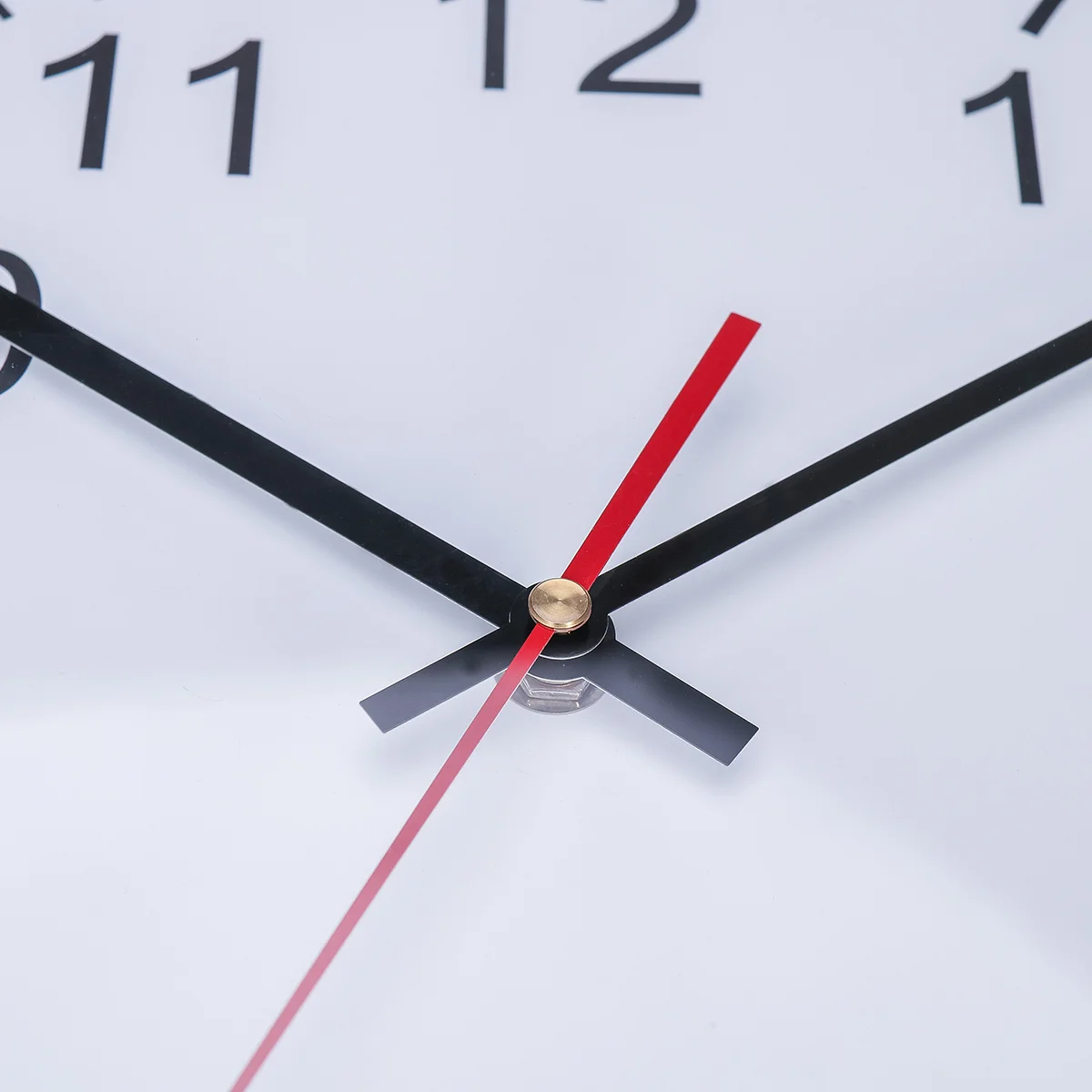 

Round Silver Metal Silent Wall Clock Non Ticking Large Numbers Clear View Easy Hanging Bedroom Living Room Clock