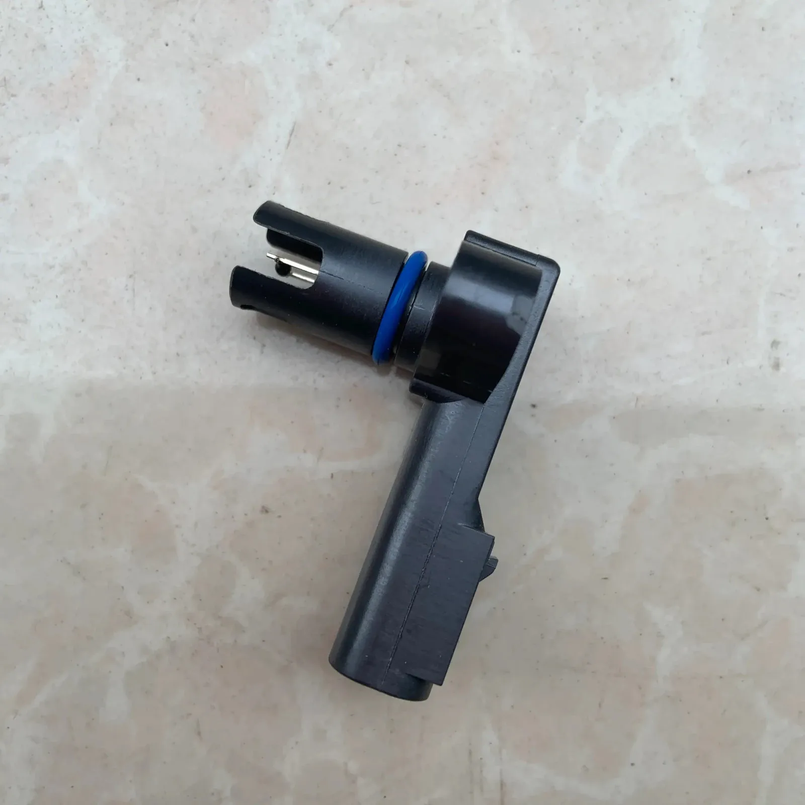 FOR NISSAN DIESEL UD QUON CD4 UD390 TRUCK SENSOR 26458-Z600A 26458Z600A