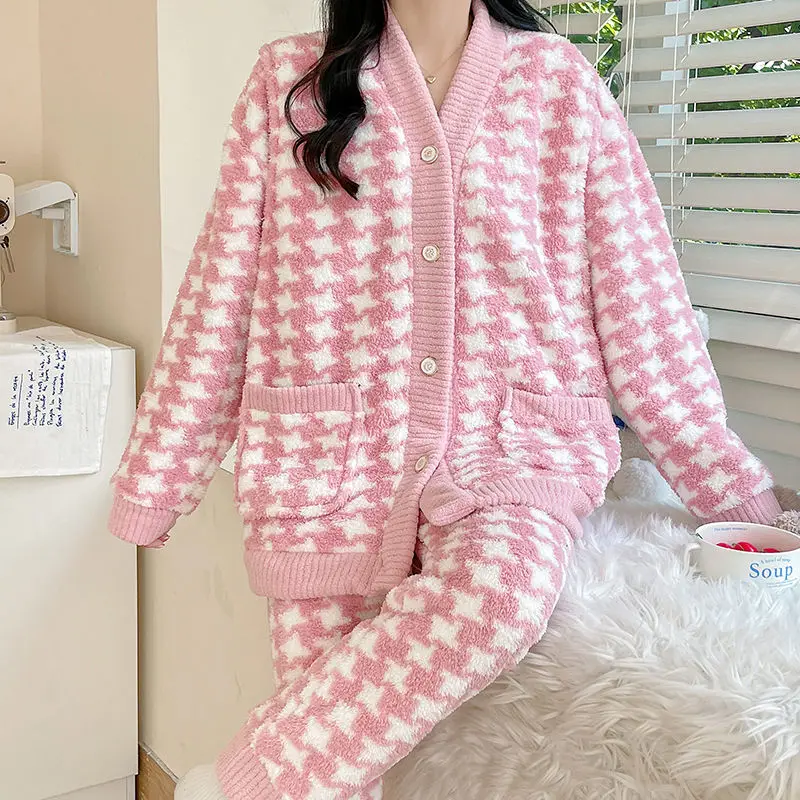 

Winter New Women Thickened Coral Fleece Confinement Clothing Female Warm Leisure Homewear Suit Loose V-neck Nightclothes Sets