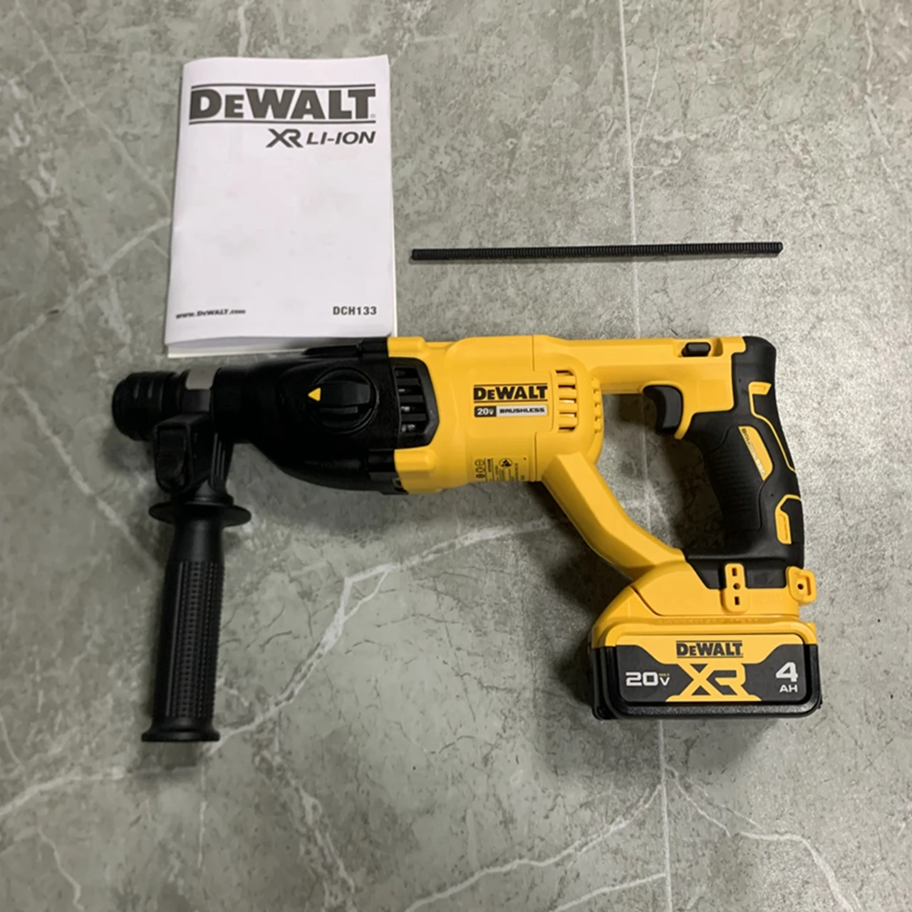 DEWALT DCH133 20V Brushless Electric Hammer Rechargeable Lithium Concrete Rotary Hammer Includes 4.0AH lithium battery