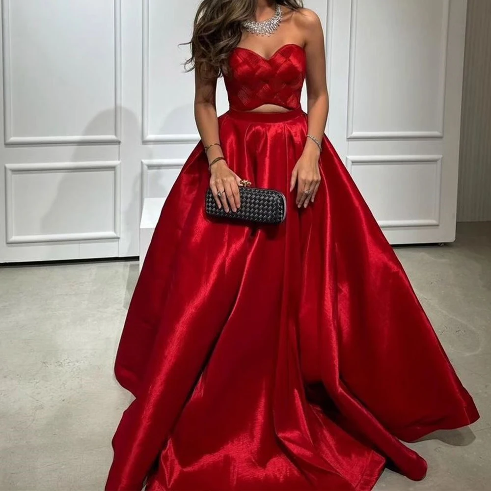 

Red Sweetheart Straight Sleeveless Satin Floor Length Pleats Saudi Arabia Evening Gowns Sweep Train Bespoke Occasion Gowns 2024