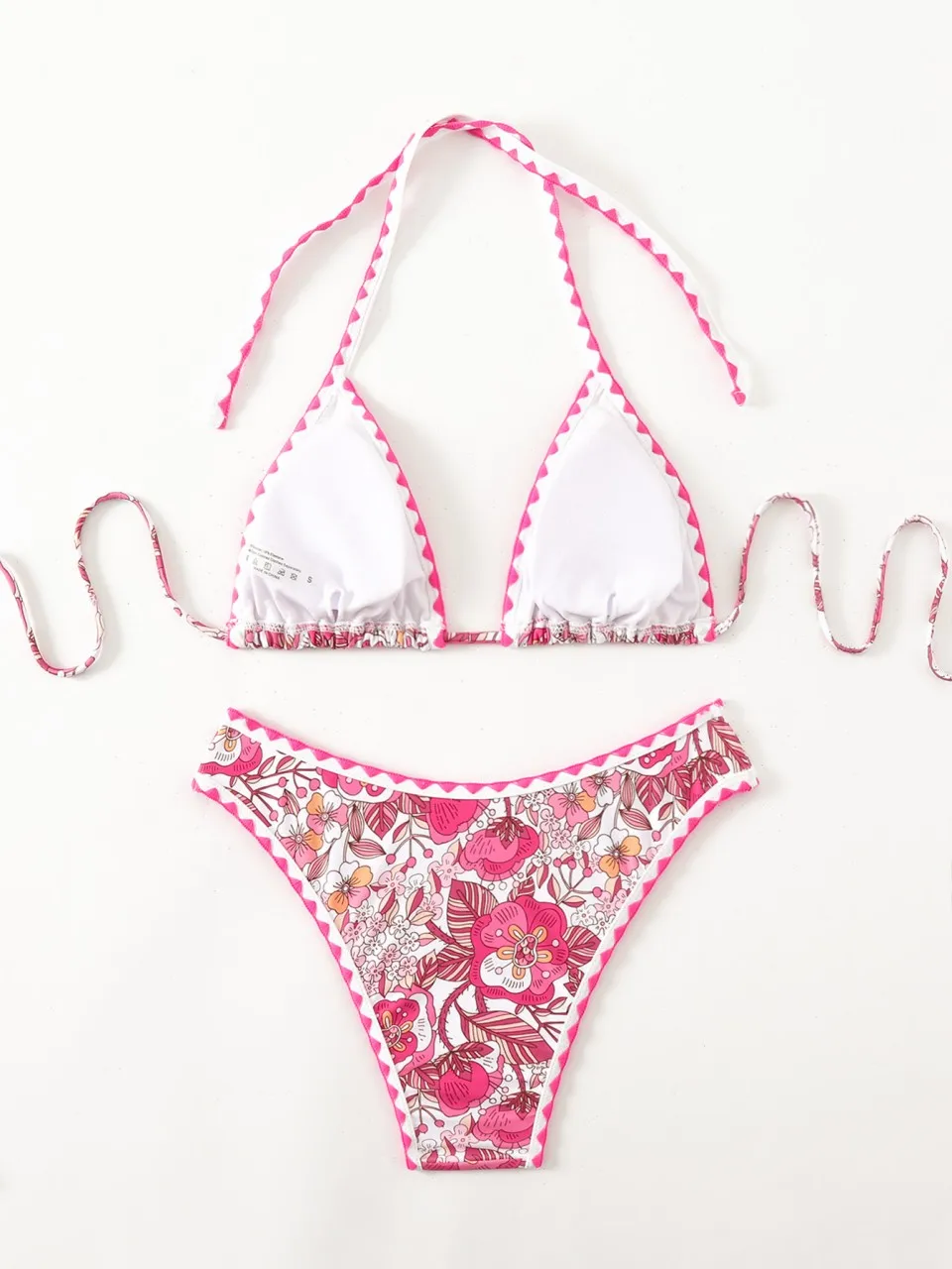 บิกินี่แบบผูกเชือกทรงสามเหลี่ยม ปี 2025 ชุดว่ายน้ำผู้หญิง ชุดว่ายน้ำเซ็กซี่ ลายดอกไม้ ชุดอาบน้ำ ชุดว่ายน้ำชายหาด