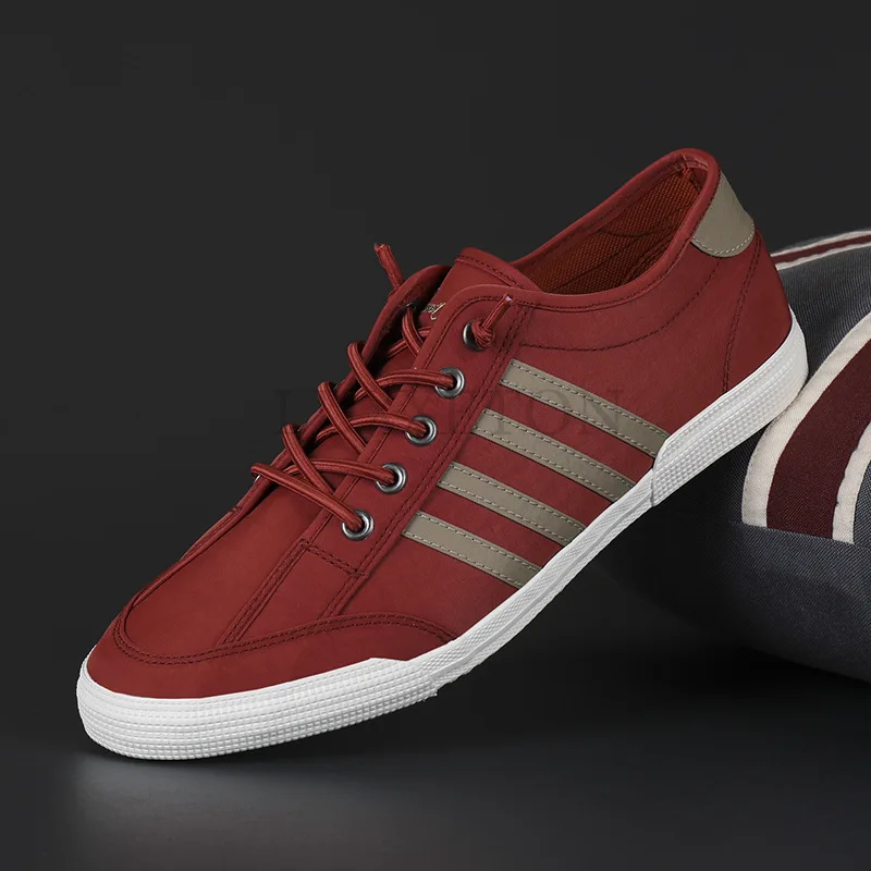 High Quality Male Canvas Footwear Fashion Solid Color Man Vulcanized Shoes Lace-up White Casual Sneakers Tenis Masculino