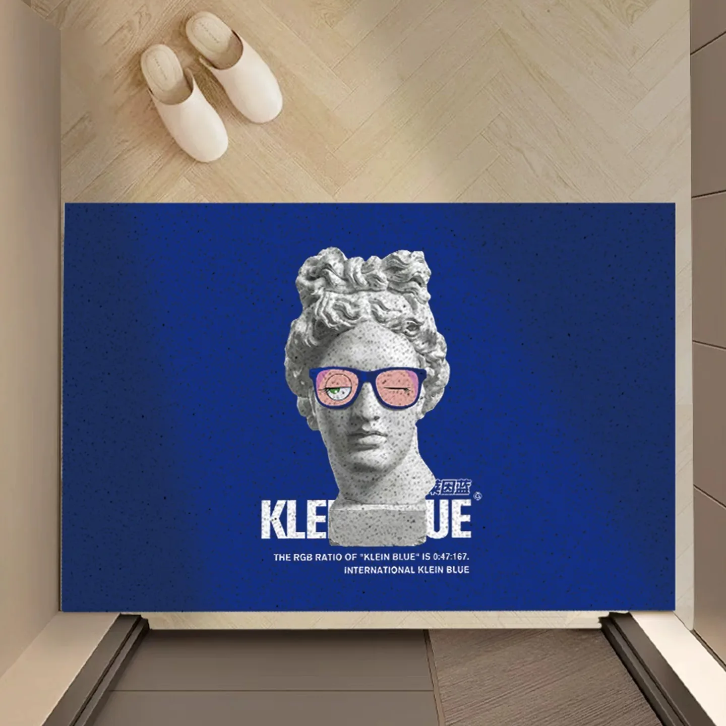 Luxury Klein Blue Art Design Doormat PVC Silk Loop Entrance Mat Heavy Duty Scraper Chic Floor Rug for Front Door Porch Entryway
