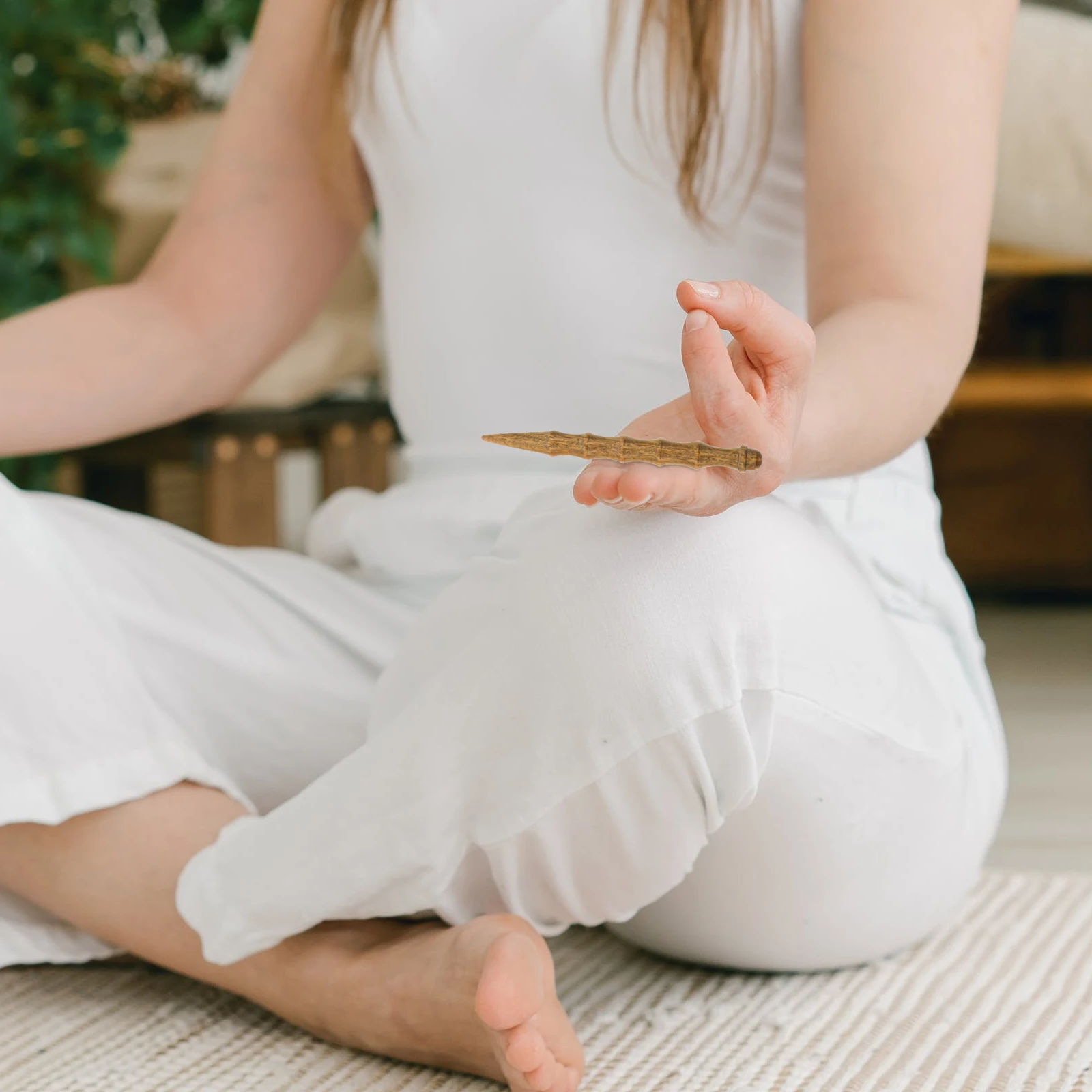 

1Pcs Wooden Massaging Stick Handheld Acupoint Meridian Massage Rod Neck Shoulder Pain Relief Wooden Massaging Stick