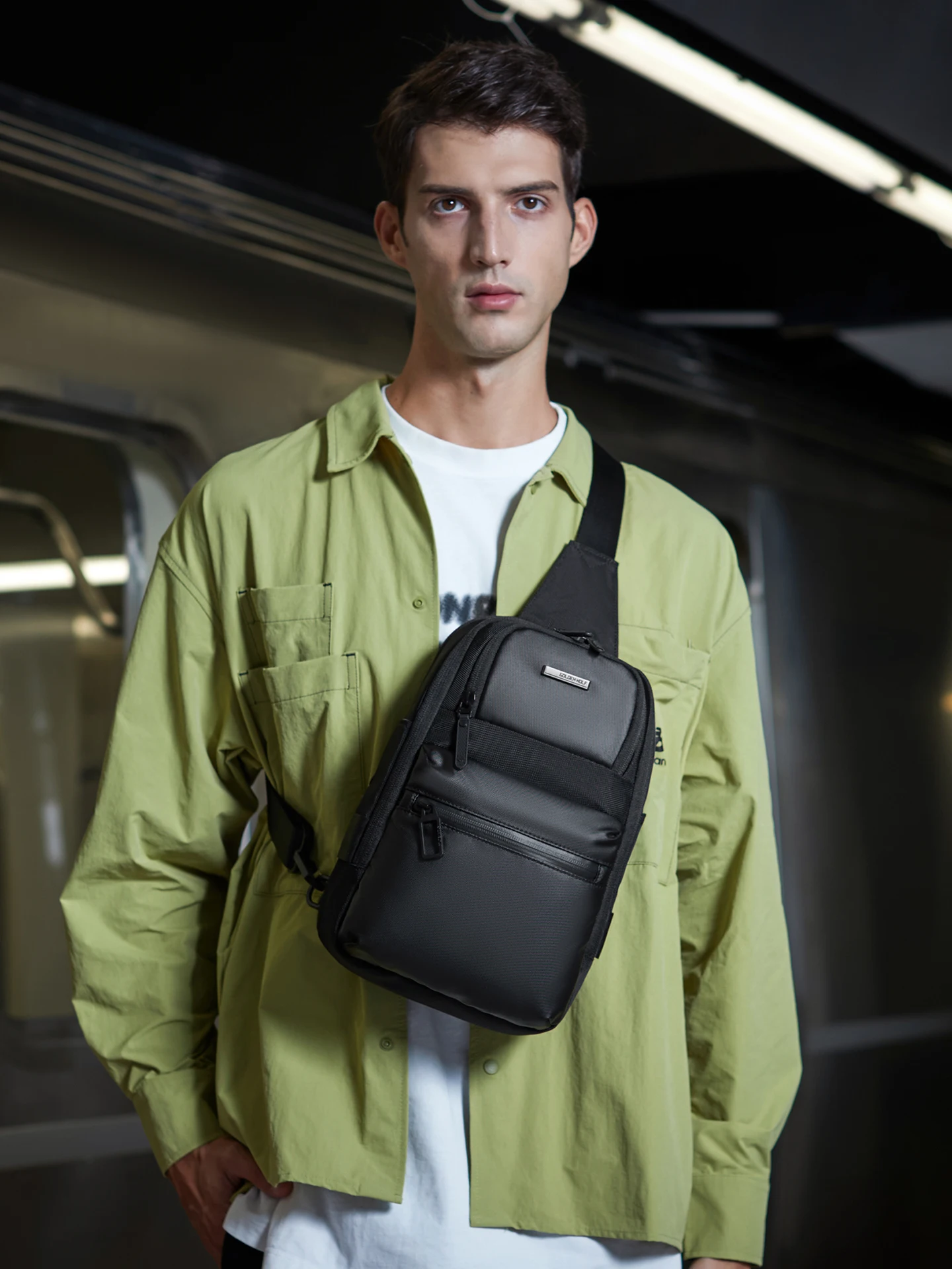 waterproof-casual-sports-travel-commuting-men's-crossbody-bag-large-capacity-chest-bag-polyester-material-zipper-closure