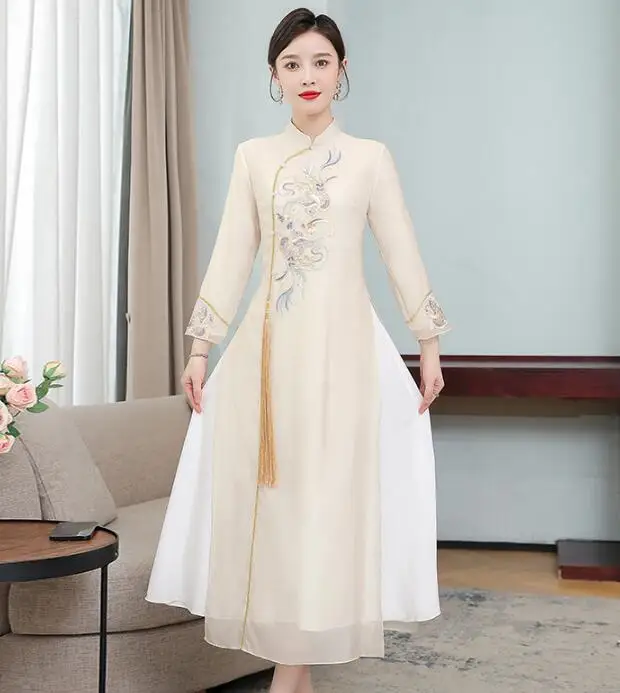 New Ao dai Chinese Traditional Dress Vintage Chipao Women Spring Embroidery