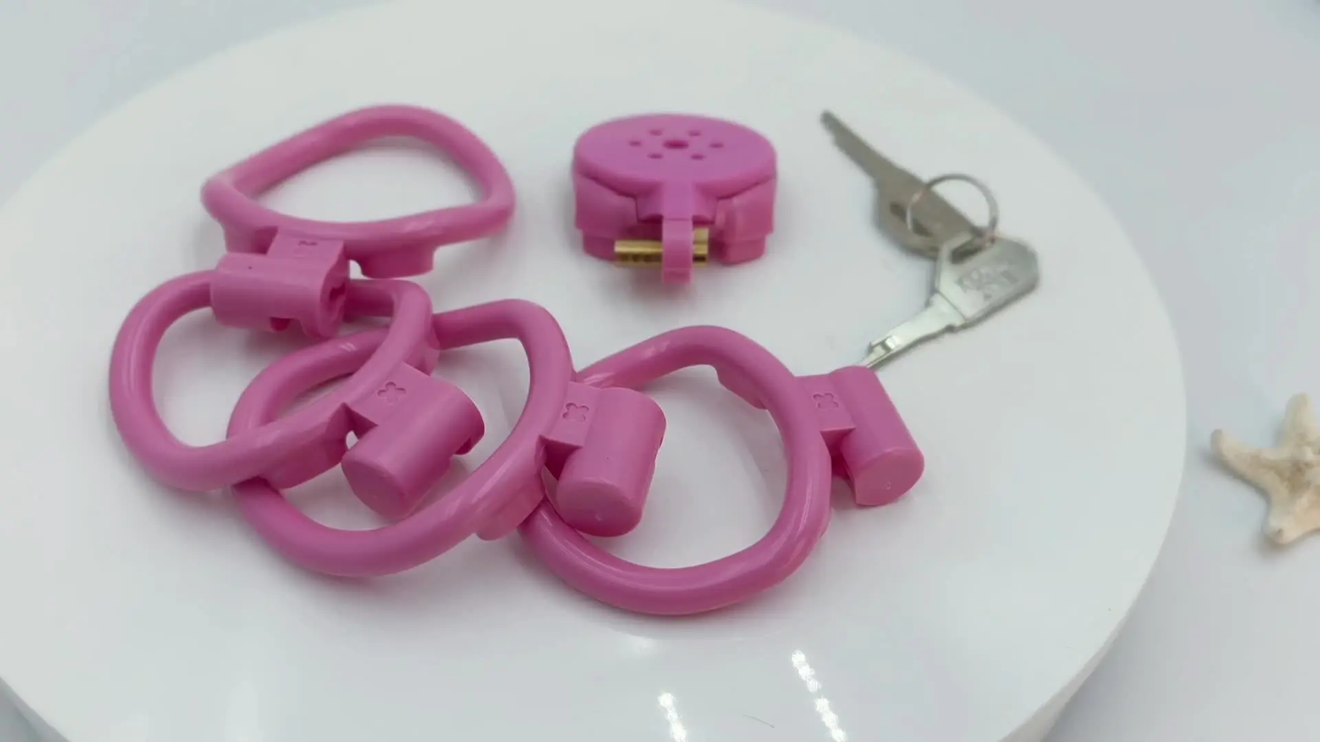 Nouvelle Cage de Chasteté Rose Plate 2024 avec Anneaux de 4 Tailles, Anti-Évasion, pour Hommes, Jouets Sexuels Érotiques pour Adultes 18+