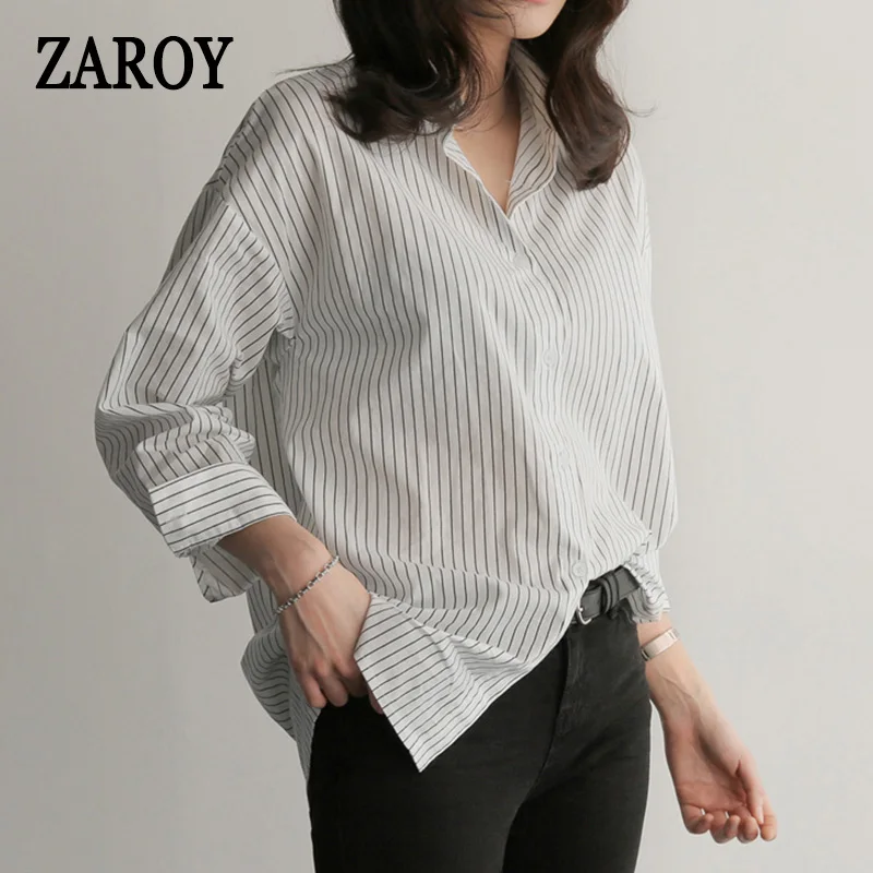 Spring Autumn Long-sleeved stripe Summer shirt Turndown collar Vintage Women  Lace Tops Hollow out White Bloues