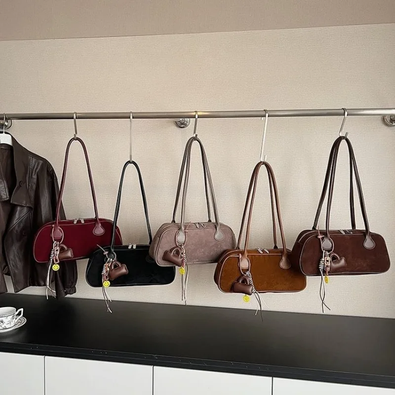 

Unique Dainty Underarm Bag One Shoulder Exquisite Vintage Fashionable Chic Versatile Daily Use Practical Stylish Casual Charming