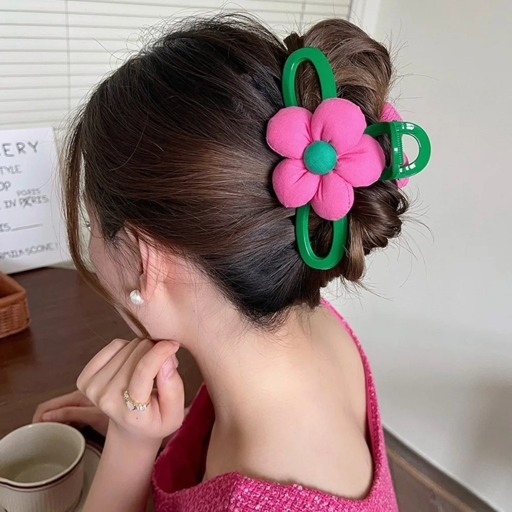 

INS Green Flower Hairgrips Large Hair Clip Cute Shark Clip Grasping Clip Plastic Crab Hair Clips Girl
