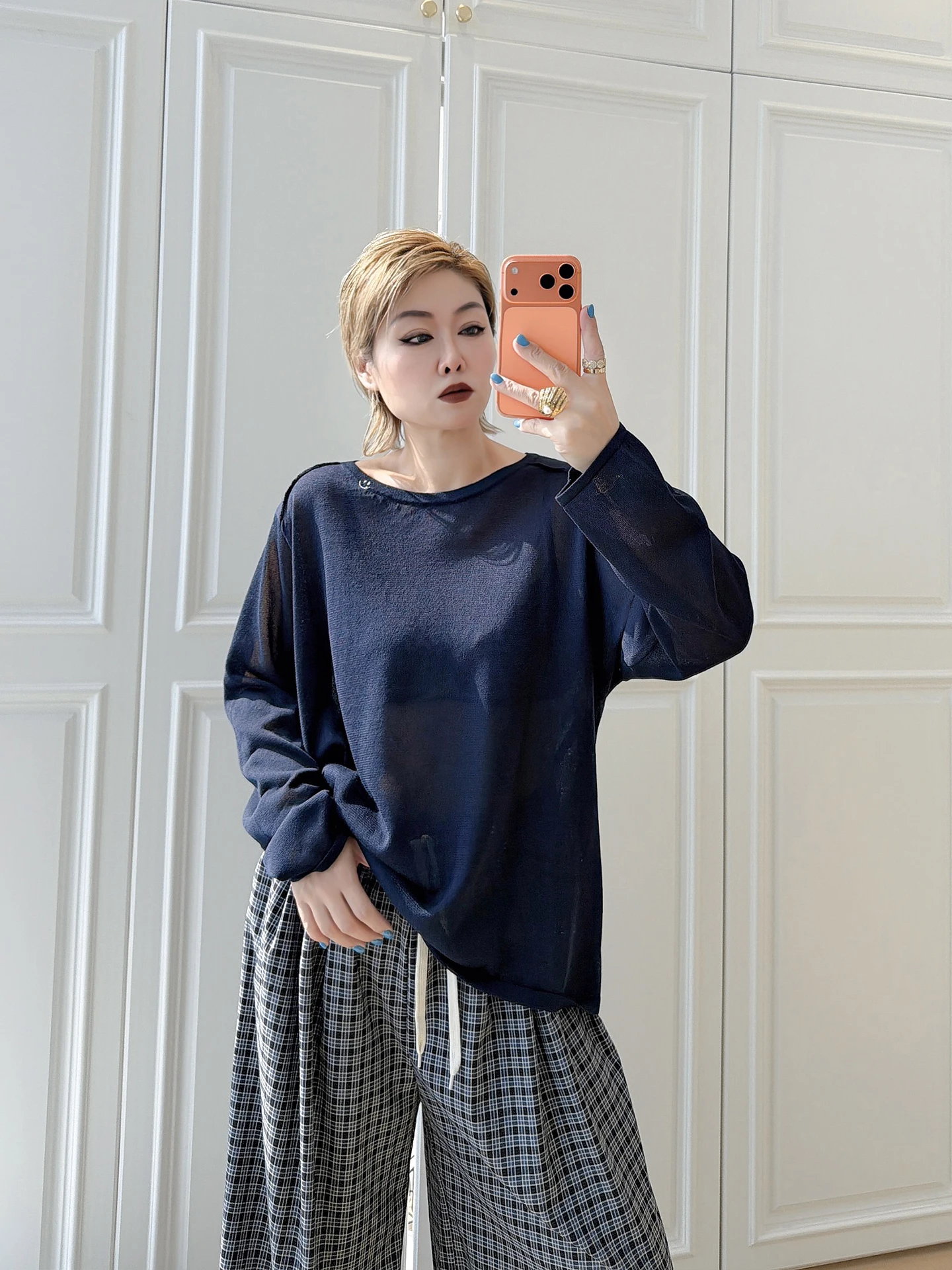 

Свободная женская трикотажная футболка большого размера с круглым вырезом и длинным рукавом, драпированная, универсальная, повседневный стиль, весна-лето, модная, больших размеров