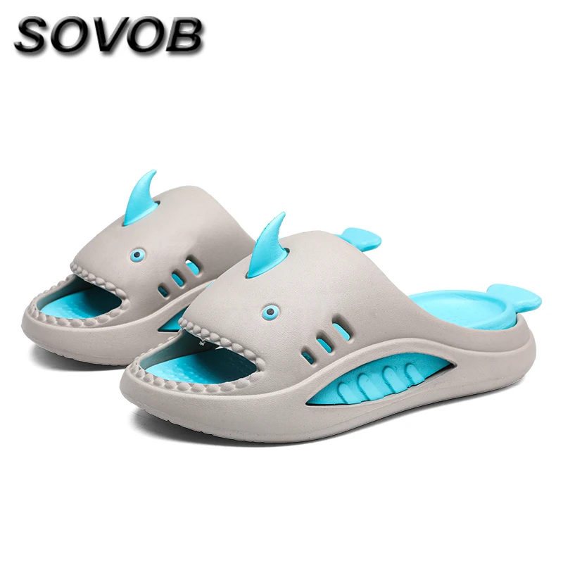 

2024 Gray Summer Slippers Couples Large Size 36-45 Non-Slip Platform Shark Slippers For Men Comfortable Massage Womens Slides