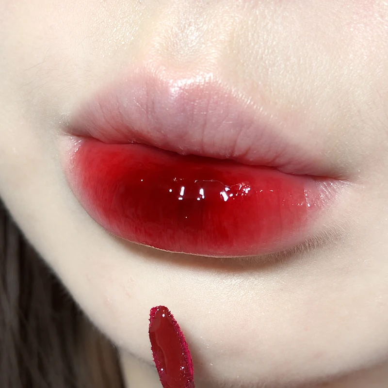Cappuvini Bubbly Bear Lip Glaze High Shine Lip Gloss Juicy Color Moisturizing Glassy Finish Lightweight Makeup 6 Shades