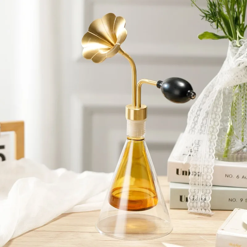 Smelling bottle, coffee bean aroma selection and testing device