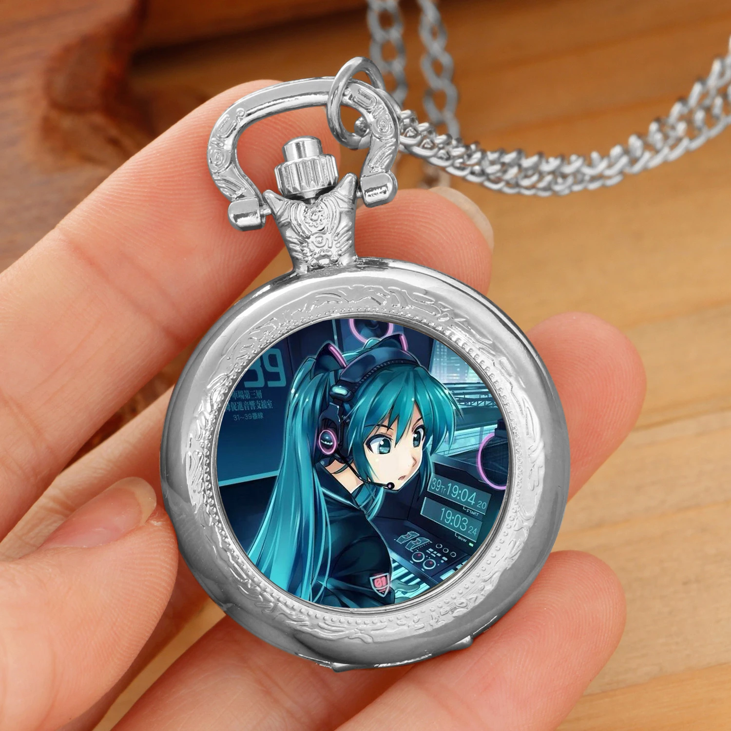 Hatsune Miku Design Glass Dome Quartz Pocket Watch With Durable Chain Arabic Numeral Dial For Men And Women Creative Gifts