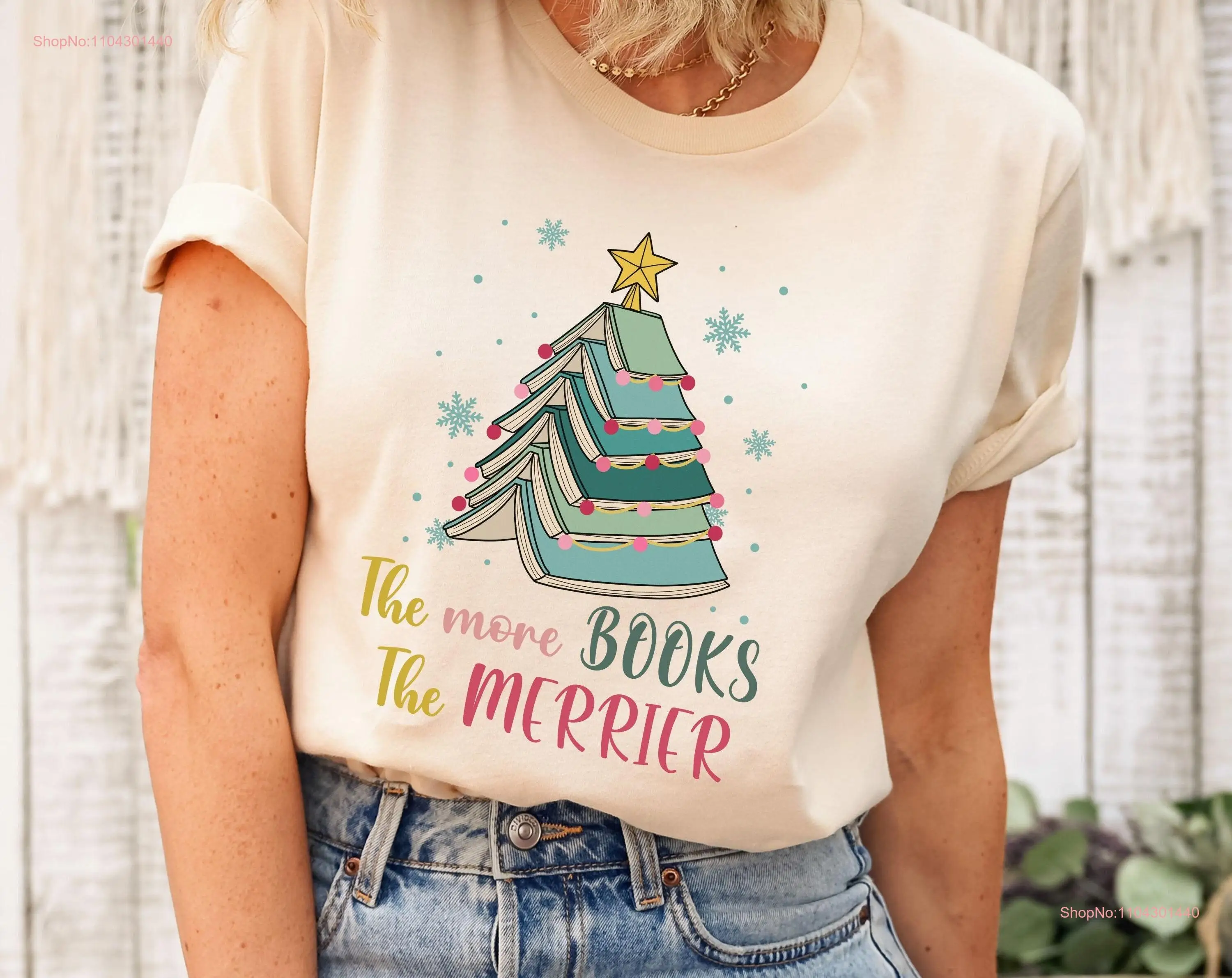 

Рождественские рубашки для чтения, рубашка с книжной елкой, рождественская вдохновляющая забавная приказка, подарок для любовника, библиотекарин с длинными или короткими рукавами