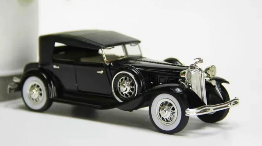 

1/32 New Rare Vintage 1932 American Classic Car Model Furniture Display Collection Toys For Children