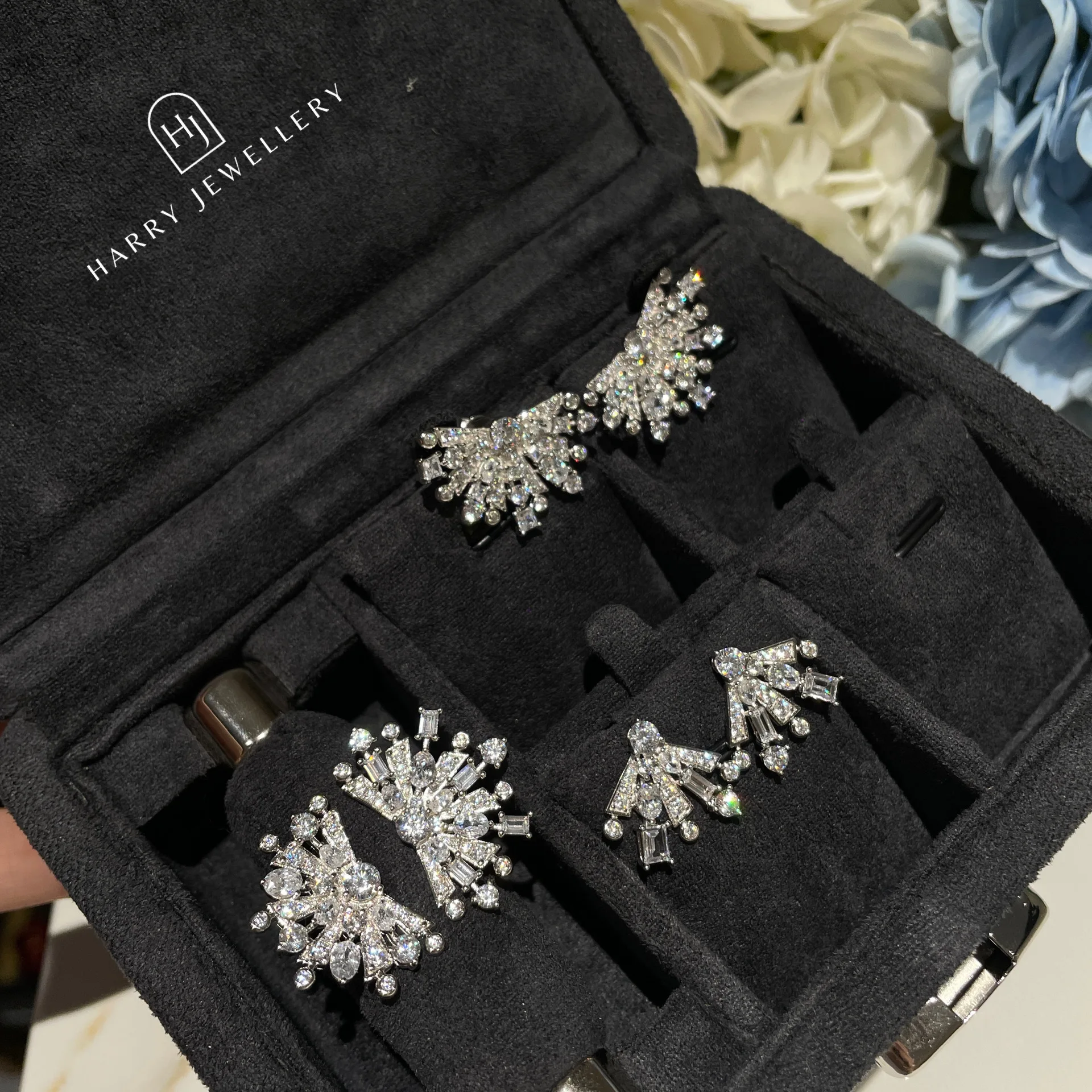 

Snow Queen Series, Floral Snowflake Earrings Ring Firework Design Full Diamond Fan-shaped Silver Sola Ear Studs