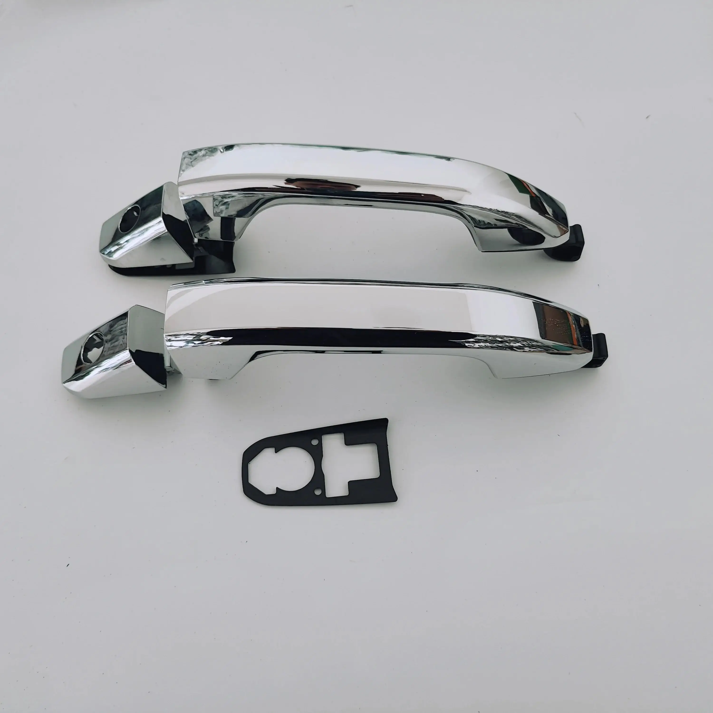 Exterior Door Handle for General Motors, Silverado Sierra 2014-2022, Colorado 2015-2023, Chrome Front Rear, left and right